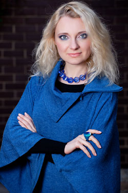 Zsiska Women