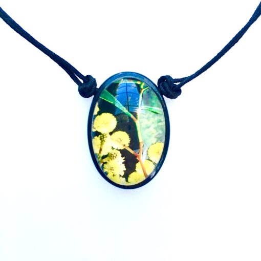 Pendant Necklace Australian Flowers (38mm) - Image 3