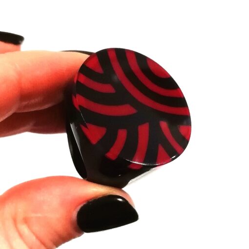 Rings Red Black, Size Large - Image 2