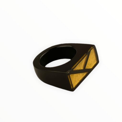 Ring Gold Black Rectangle